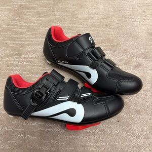 Peloton Black and White Cycling Shoes with Red Cleats